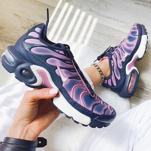 Nike air max plus sneakers - Picture 2 of 3